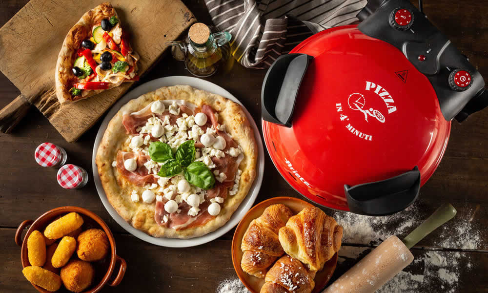 How to make pizza: ingredients and tips