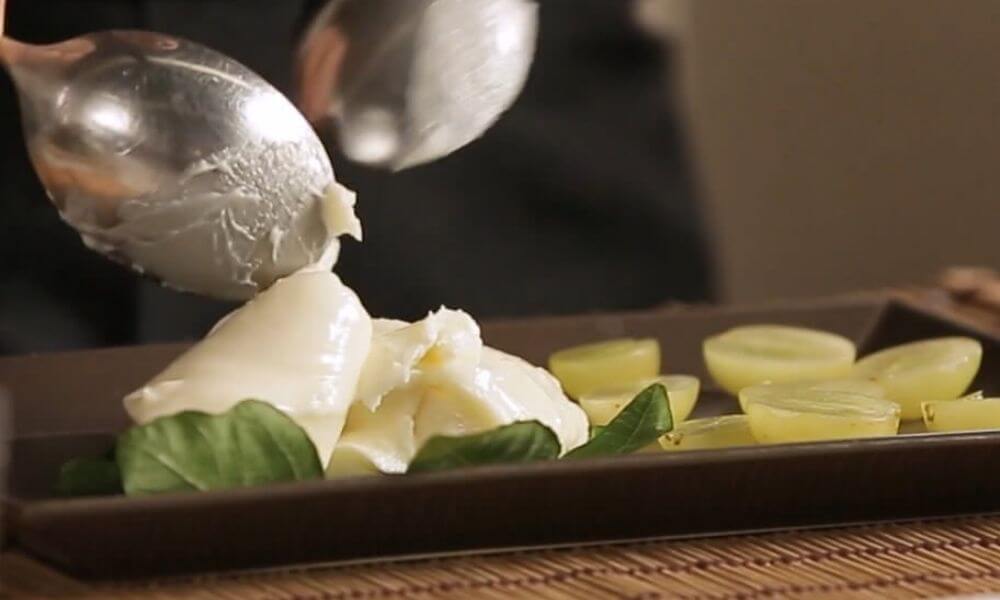 Homemade stracchino: recipe