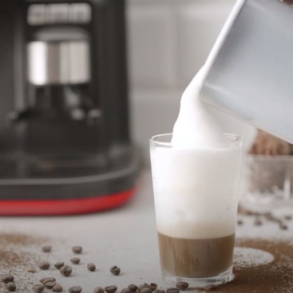 macchina da caffè con macinacaffè intergato e cappuccinatore ariete moderna 1318