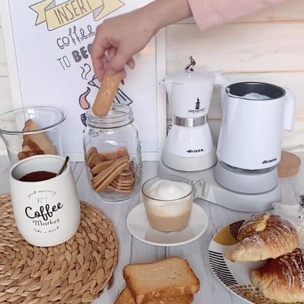 This Retro Electric Breakfast Station Will Make Mornings Easier