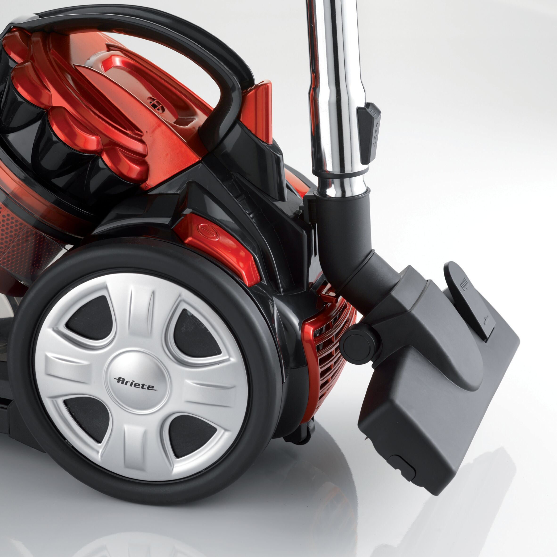 jet force ariete aspirapolvere
